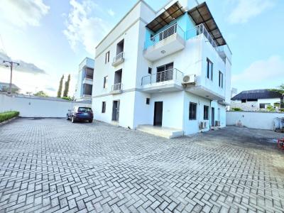 Newly Renovated 3 Bedroom Apartment, Lekki Phase 1, Lekki, Lagos, Flat / Apartment for Rent