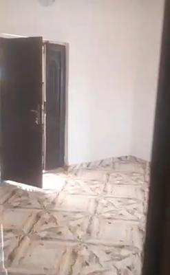 Well Maintained 2 Bedroom Apartment at Ajah { Video}, Marshy Hills Estate,akins Off Addo Road, Ajah, Lagos, Flat / Apartment for Rent
