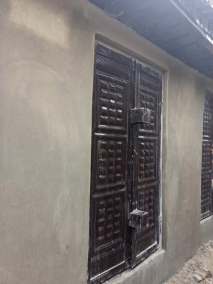 Newly Built Shop in a Good Environment, Off Abiodun Bus Stop, Shomolu, Lagos, Shop for Rent