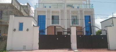 Distress Distress Luxury 2 Floors 5-bedroom Duplex with Bq, Monastery Road,, Sangotedo, Ajah, Lagos, Detached Duplex for Sale