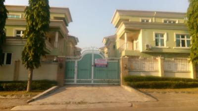 6 Units of 5 Bedroom Detached Houses