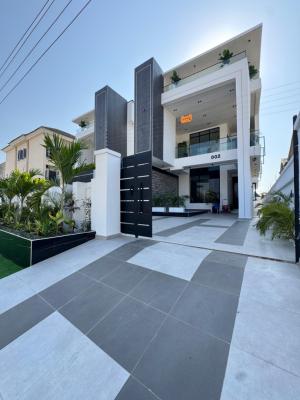 Stunning  5  Bedroom Detached House with a Pool, Ikota, Lekki, Lagos, Detached Duplex for Sale