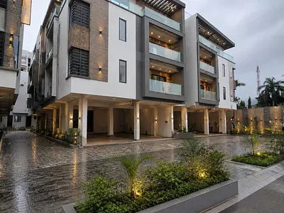 Premium Duplex + Bq, Pool, Gym, Elevator, Snooker & Tennis