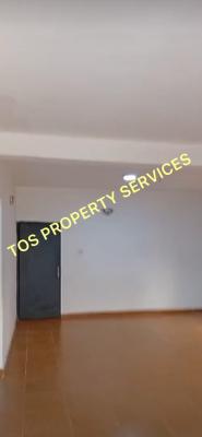Nice 3 Bedroom Apartment, Yaba, Lagos, Flat / Apartment for Rent