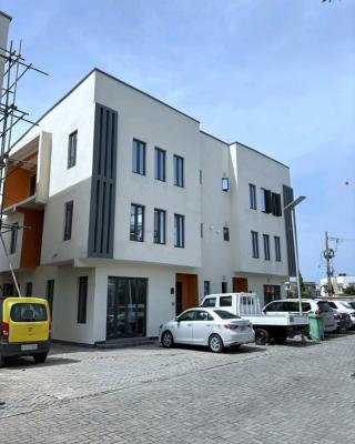 This Is a Lovely 3bedroom Apartment, Osapa, Lekki, Lagos, Flat / Apartment for Rent