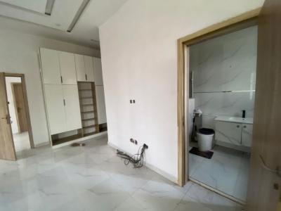 3 Bedroomapartment Available (upstairs), Badore, Ajah, Lagos, Flat / Apartment for Rent