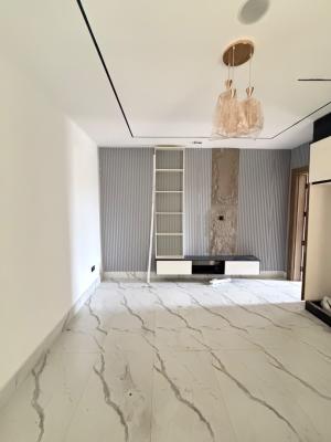 Spacious 1 Bedroom Flat with Pool and Gym, Lekki Phase 1, Lekki, Lagos, Block of Flats for Sale