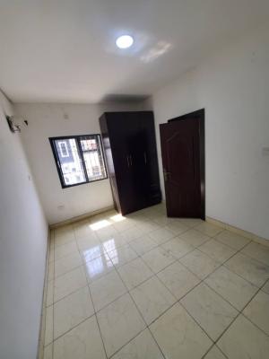 Spacious 2-bedroom Apartment, Orchid Road, Lekki, Lagos, Flat / Apartment for Rent