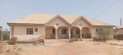 3-bedroom Twin Flat Bungalow, Off Kwang Road, Behind Ndlea Training School, Lamingo, Jos South, Plateau, Detached Bungalow for Sale