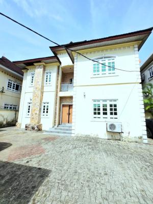 Spacious 3 Bedroom Apartment, Lekki Phase 1, Lekki, Lagos, Flat / Apartment for Rent