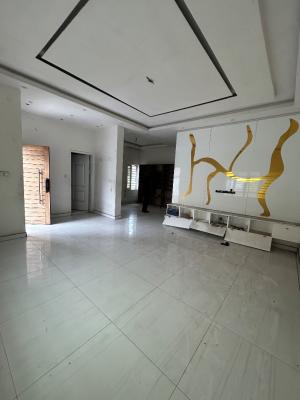 Well Maintained and Spacious Studio Selfcon with Personal Kitchen, Osapa, Lekki, Lagos, Self Contain (single Rooms) for Rent