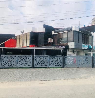 Decent Shop Upstairs Facing Along The Road, Off Admiralty Way, Lekki Phase 1, Lekki, Lagos, Office Space for Rent