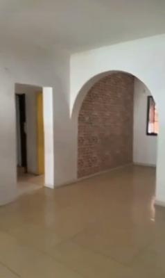 Spacious Standard Executive 3 Bedroom Apartment, Alagomeji, Yaba, Lagos, Flat / Apartment for Rent