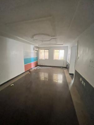 Standard 2bedroom Apartment Serviced with Ac, Wuse 2, Abuja, Flat / Apartment for Rent