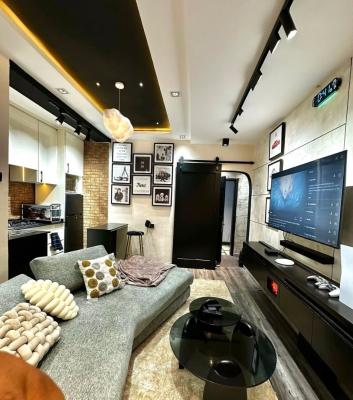 Luxe 1 Bedroom with Ps5 Console, Swimming Pool & Gym, Lekki Phase 1, Lekki, Lagos, Flat / Apartment Short Let