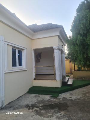 Executive 6 Bedroom Bungalow, Radio Estate Off Awolowo Road Ikorodu Lagos, Ikorodu, Lagos, Detached Bungalow for Sale