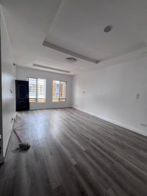 Master Bedroom with Spc Floor Shared Kitchen 20-24hrs Light, Orchid Road, Lekki, Lagos, Flat / Apartment for Rent