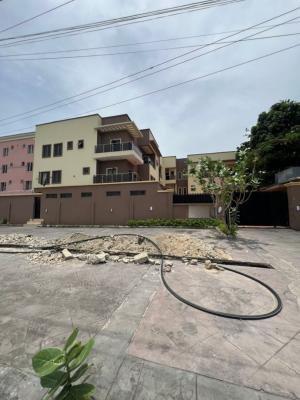 Exclusive Spacious 3 Bedroom Apartment in a Secure Estate, Freedom Way, Lekki, Lagos, Flat / Apartment for Rent