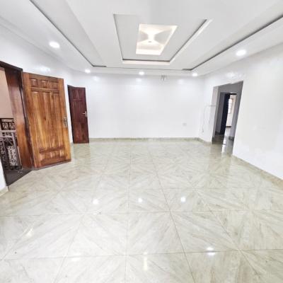 a Well Maintained Spacious 3 Bedroom Flat, Gra Phase 2, Magodo, Lagos, Flat / Apartment for Rent