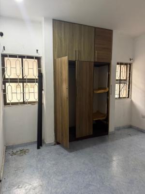 Very Decent Mini Flat Off Admiralty Road ,lekki Phase 1, Lekki Phase One ,lekki ,lagos , Nigeria, Lekki Phase 1, Lekki, Lagos, Mini Flat (room and Parlour) for Rent