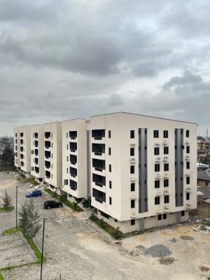 Lovely 2 Bedroom Apartment, Ogunlana, Surulere, Lagos, Flat / Apartment for Rent