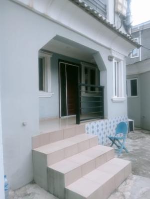 Clean and Spacious 2 Bedrooms  Apartment in a Secured Estate, Unilag Estate Magodo, Gra Phase 1, Magodo, Lagos, Flat / Apartment for Rent