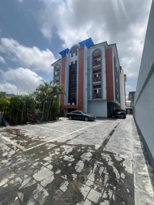 Lovely Spacious 2 Bedroom Apartment in a Secure Estate, Victoria Island, Victoria Island (vi), Lagos, Flat / Apartment for Rent