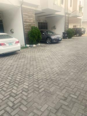 a Lovely Masters Bedroom with Swimming Pool, Lekki, Lagos, Flat / Apartment for Rent