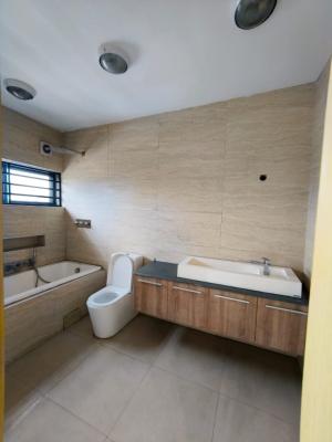 Beautiful Well Renovated 4 Bedroom Townhouse Plus Bq, Chevron, Lekki, Lagos, House for Rent