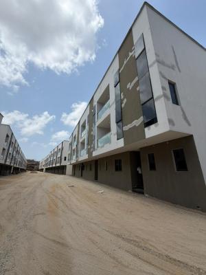 Luxurious & Spacious 4 Bedroom Terrace, Lekki Phase 1, Lekki, Lagos, Terraced Duplex for Sale