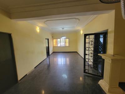 Spacious 3 Bedroom Flat Garki, Garki, Abuja, Flat / Apartment for Rent