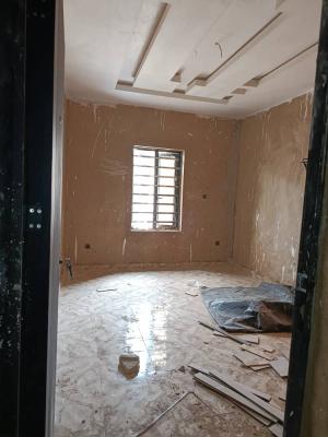 2 Bedroom Flat @ Adekunle Yaba. All Rooms Ensuite, Kitchen Cabinet, Pr, Adekunle, Yaba, Lagos, Flat / Apartment for Rent