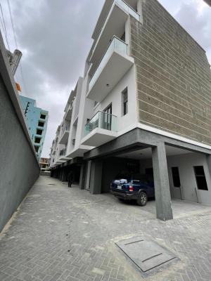 Exquisite 2 Bedroom Penthouse with Pool and Gym  in a Serene Estate, Beautiful Home in a Call to Access Estate in a Flood Free Location, Lekki Phase 1, Lekki, Lagos, House for Sale