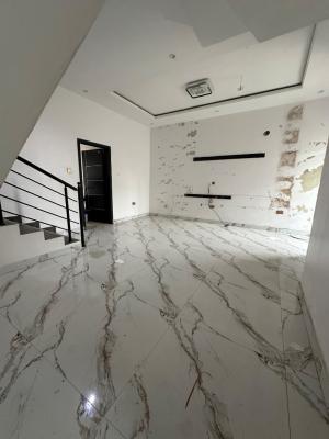 Specious 3bed Room Massonette +bq, in a Secure Estate Ologolo, Lekki, Lagos, Flat / Apartment for Rent