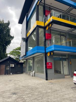 New Luxurious Space with 25/7 Light on The Major Road, Gwarinpa Estate, Gwarinpa, Abuja, Shop for Rent