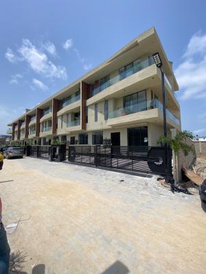 5 Bedroom Contemporary Design Duplex with 1ensuite Maid Room, Gated Estate in Lekki Phase 1, Lekki, Lagos, Detached Duplex for Sale