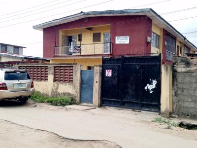 Block of 2 Units of 3 Bedrooms Flat and 2 Units of 2 Bedrooms and 1 Bedroom, Sawmill, Ifako, Gbagada, Lagos, House for Rent