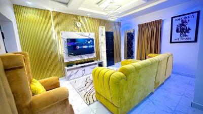 2 Bedroom Luxe Apartment