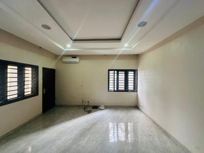 Spacious & Serviced 3 Bedroom Flat with a Bq, Wuse 2, Abuja, Flat / Apartment for Rent