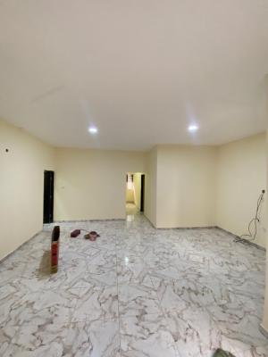 3 Bedroom Apartment Upstairs, Osapa, Lekki, Lagos, Flat / Apartment for Rent