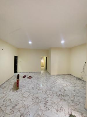 3 Bedroom Apartment  (upstairs), Osapa, Lekki, Lagos, Flat / Apartment for Rent
