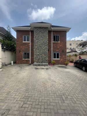 Spacious 3 Bedroom Apartment, Lekki Phase 1, Lekki, Lagos, Flat / Apartment for Rent