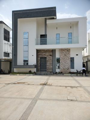 Luxury & Massive  6-bedroom Fully Detached & 2 Bq, Guzape District, Abuja, Detached Duplex for Rent