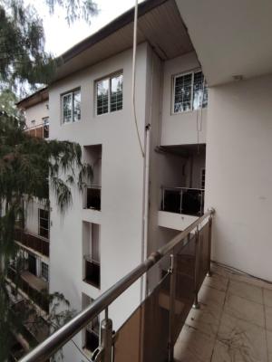 Specious Well Maintained 3 Bedrooms Flat, Carlton Gate Estate, Chevron Drive, Lekki, Lagos, Flat / Apartment for Sale
