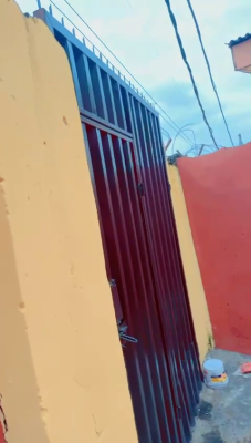 2bedroom Flat, Isolo, Lagos, Flat / Apartment for Sale