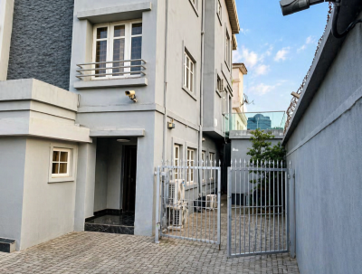 4 Bedroom + Bq Commercial Property for Lease, Lekki Phase 1, Lekki, Lagos, Commercial Property for Rent