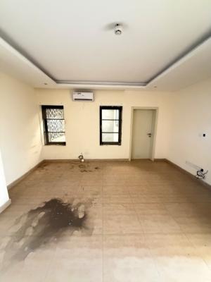 Spacious Serviced 1bedroom Penthouse House, Ologolo Spg Road, Lekki, Lagos, Mini Flat (room and Parlour) for Rent