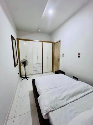 Exquisite Furnished Queens Room with Swimng Pool,gym in Elite Estate, Spring Garden Estate Phase 1, Orchid Road By Lekki 2nd Toll Gate, Lekki, Lagos, Flat / Apartment Short Let