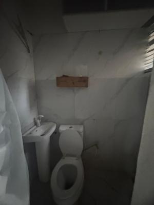 Portable Room Self in Victoria Island, Off Eko Hotel, Victoria Island (vi), Lagos, Flat / Apartment for Rent