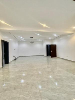 Spacious 3 Bedroom Apartment, Jahi, Abuja, Flat / Apartment for Sale